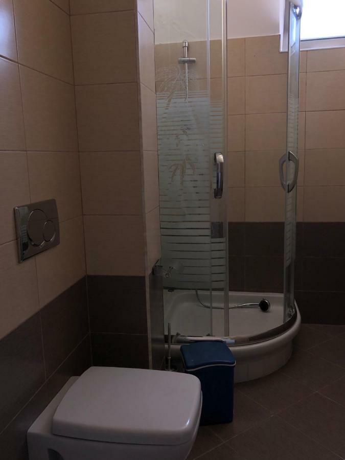 Rainbow Holiday Apartments Vlore Ngoại thất bức ảnh